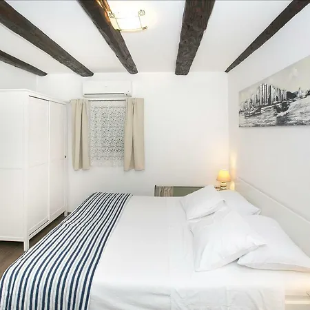 Miraflores Apartamento *